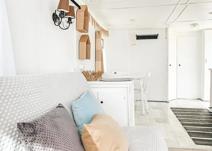 Przyczepa Nad Zatoką Surf'n'vintage *